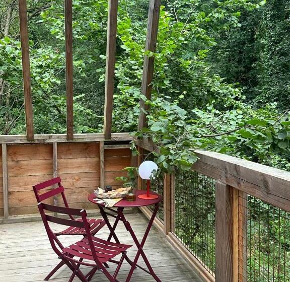 Bed and Breakfast Micro Palaces