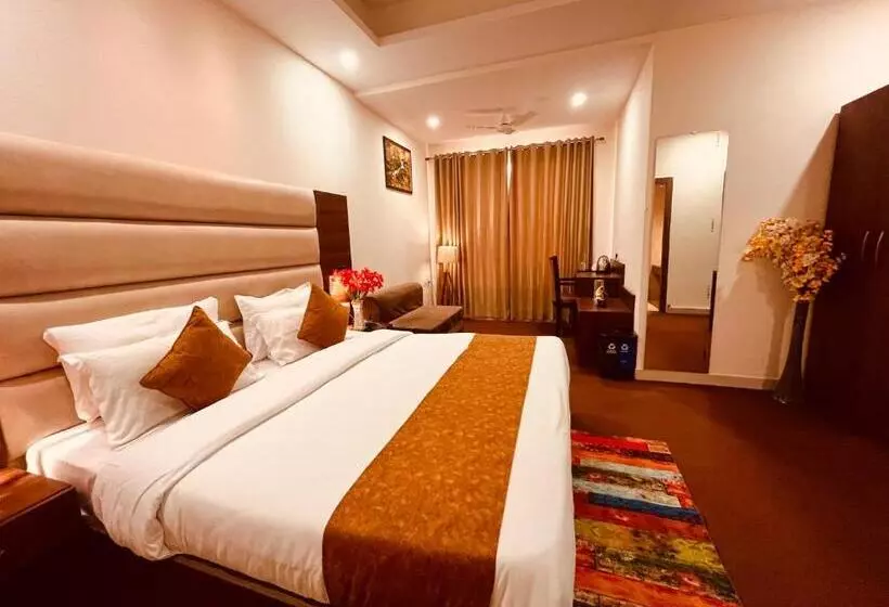 ホテル Bhilawa Lodge