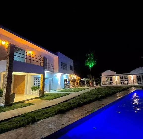 Hotelli Casa Rossy Un Encanto