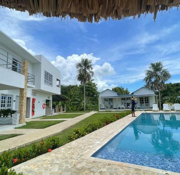 Отель Casa Rossy Un Encanto