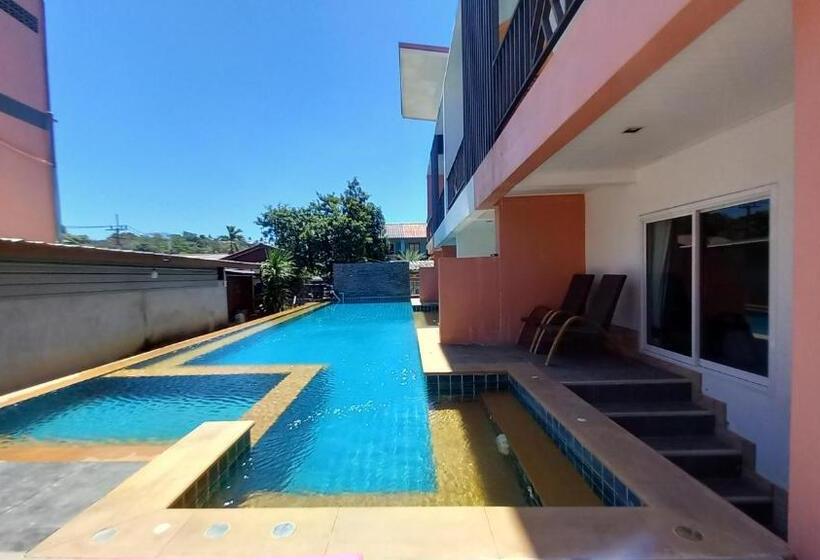 Hotel Chambre Très Grand Lit