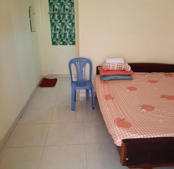 هتل کپسول Nhà Nghỉ 1988