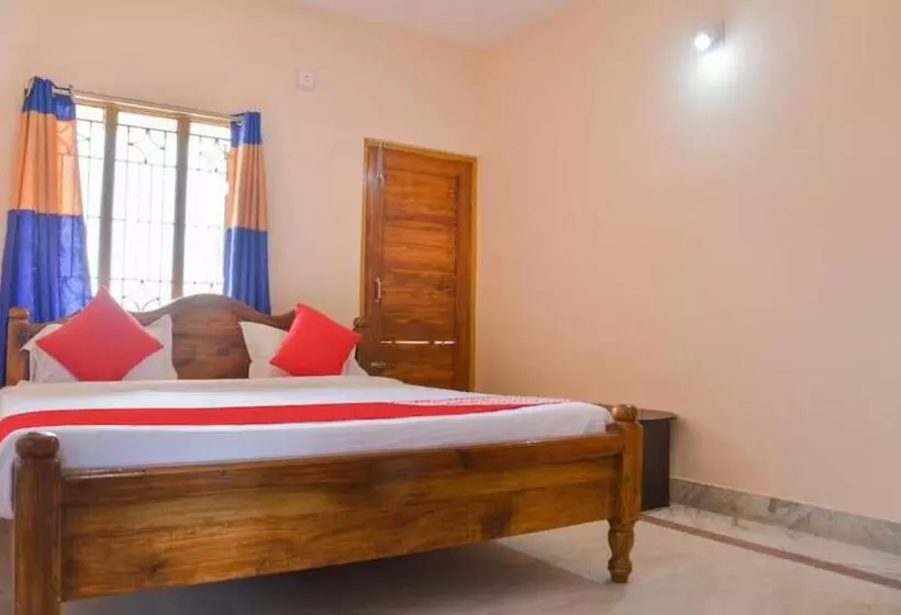ホテル Goroomgo Caroline Homestay Bhubaneswar