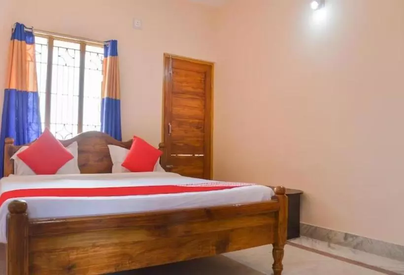 ホテル Goroomgo Caroline Homestay Bhubaneswar