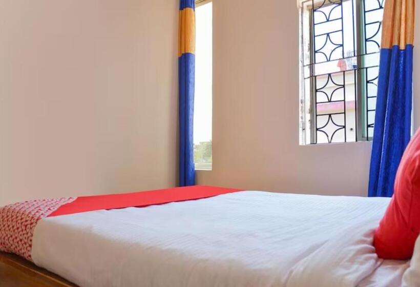 Hotel Goroomgo Caroline Homestay Bhubaneswar