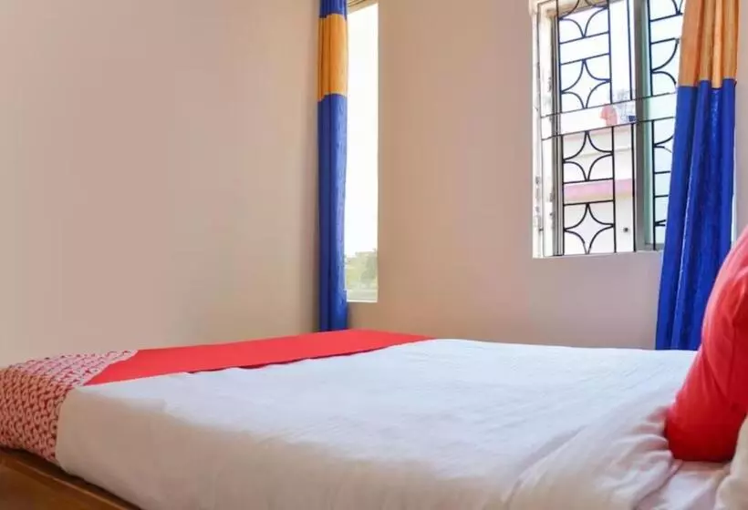 ホテル Goroomgo Caroline Homestay Bhubaneswar