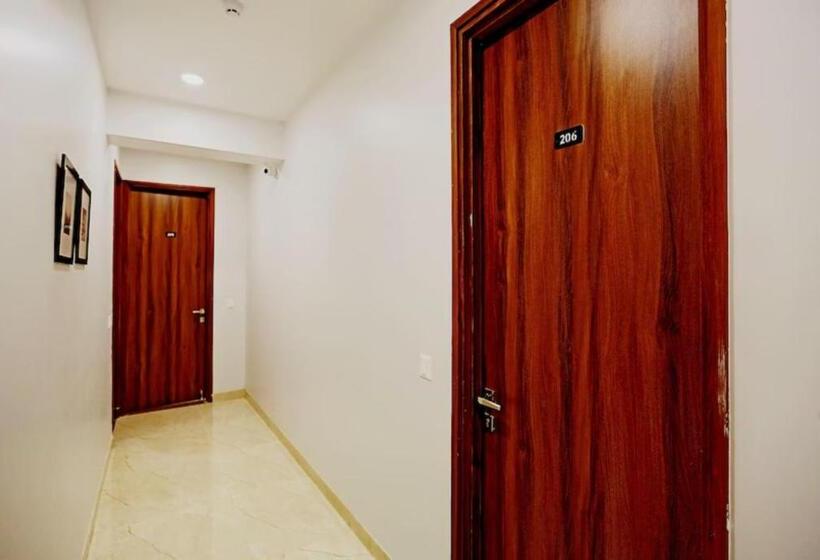 Hotel Goroomgo Caroline Homestay Bhubaneswar