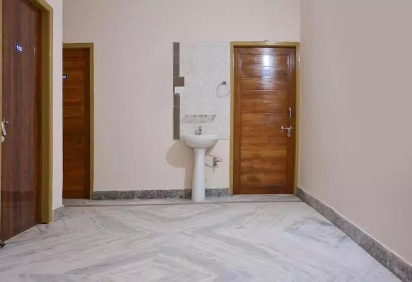 ホテル Goroomgo Caroline Homestay Bhubaneswar