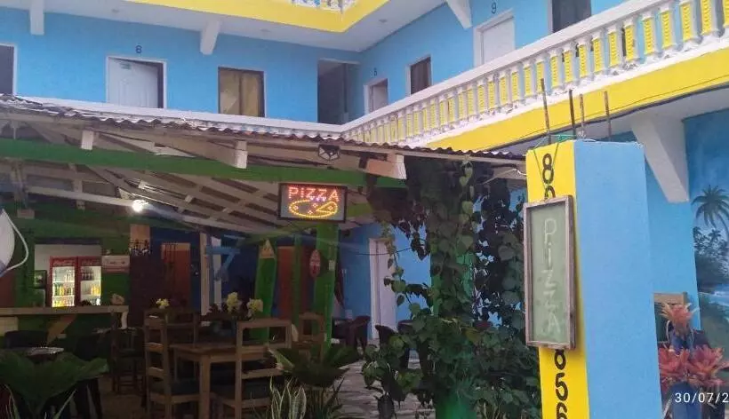 هتل Los Cocos