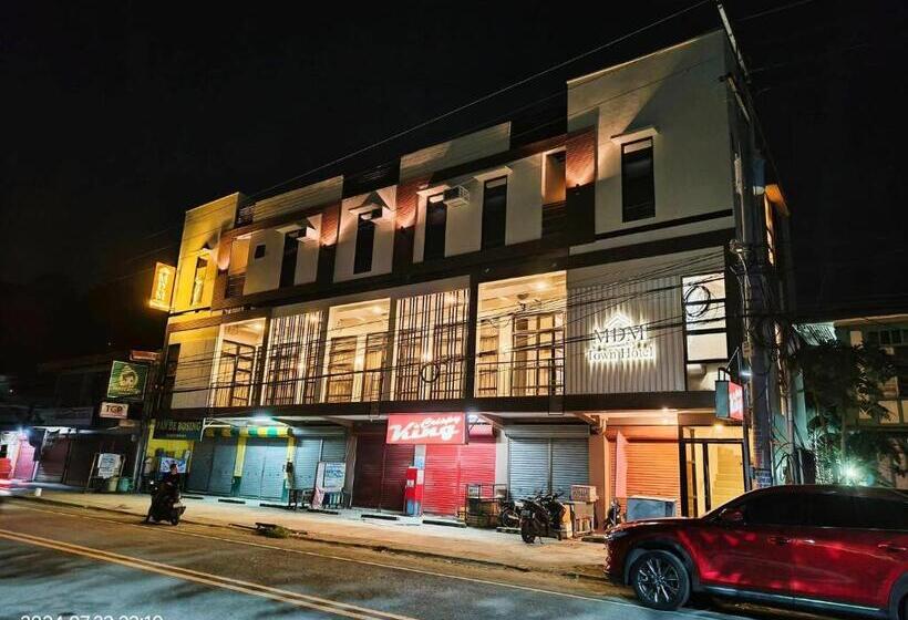 Hotel Mdm Town