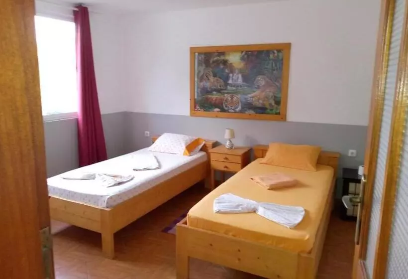 هتل Sandro Paul Residenciel