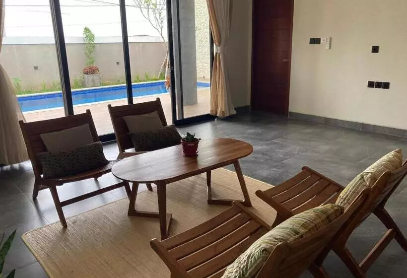 ペンション Aamoda Rooms