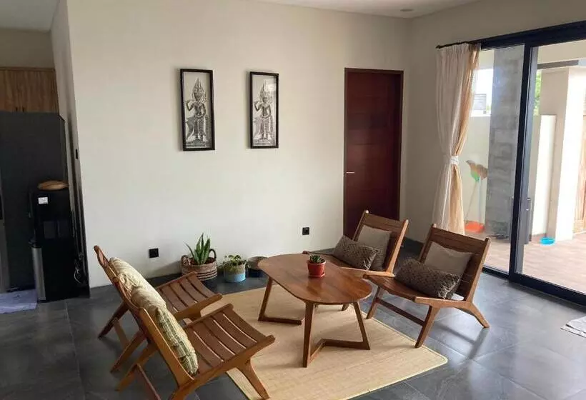 ペンション Aamoda Rooms