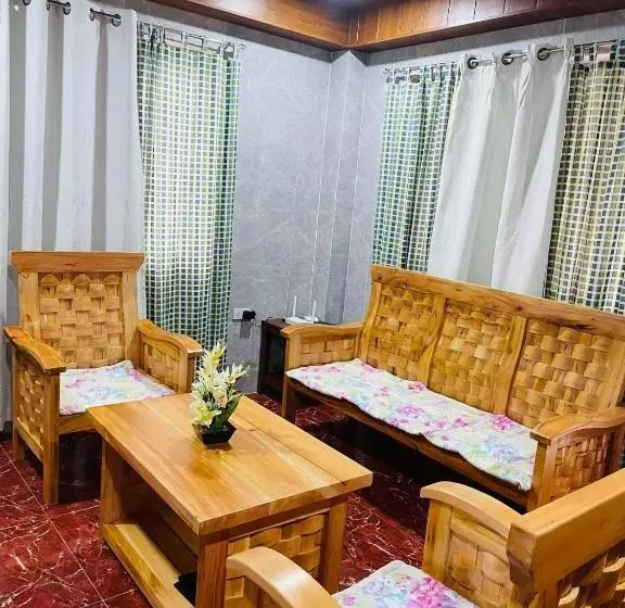 ペンション Ardenia S Transient House