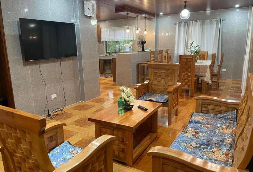 Pension (Hôtel basse catégorie) Ardenia S Transient House