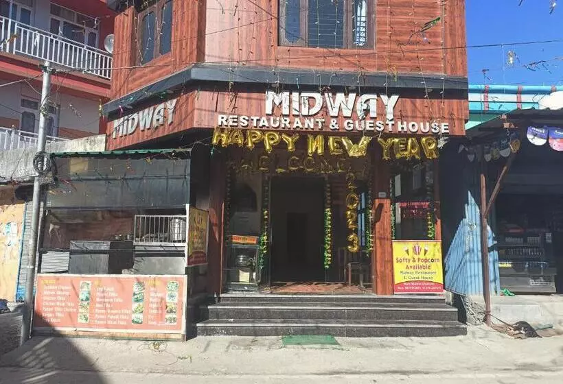 ペンション Midway Resturant And Guest House, Dhanaulti