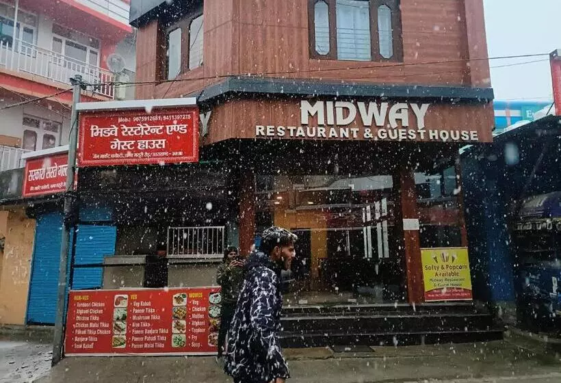 ペンション Midway Resturant And Guest House, Dhanaulti
