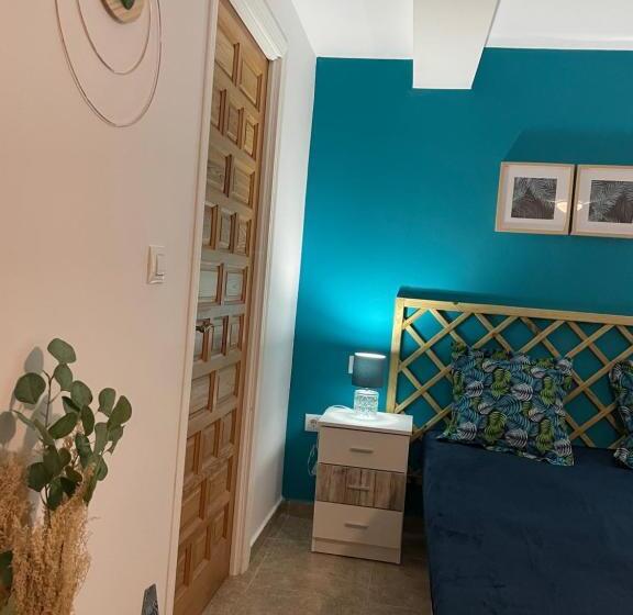 پانسیون Sopato