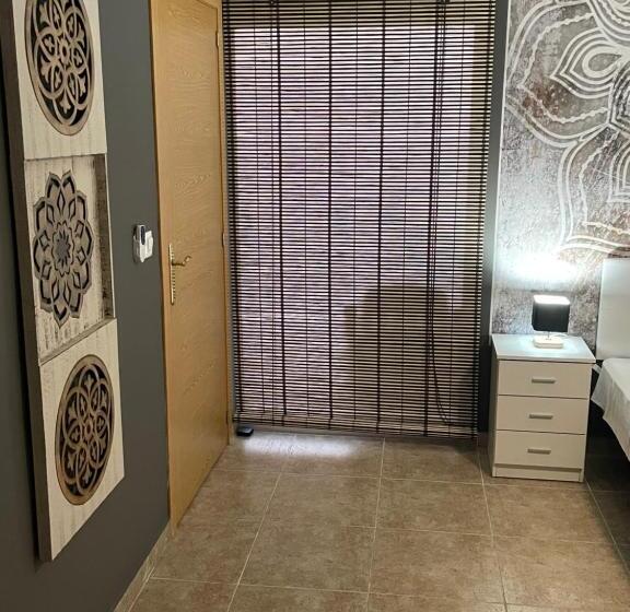 پانسیون Sopato