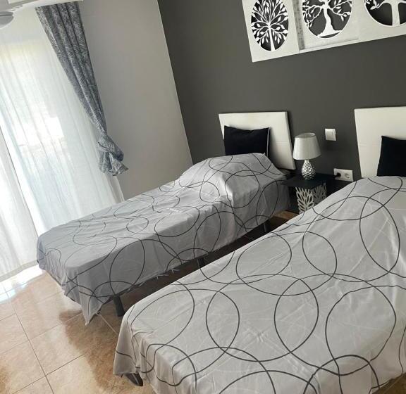 پانسیون Sopato