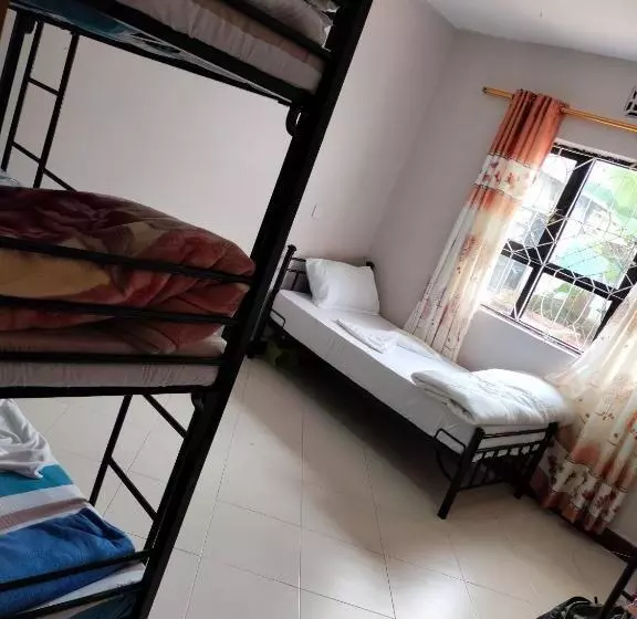 Visitor S Hostel