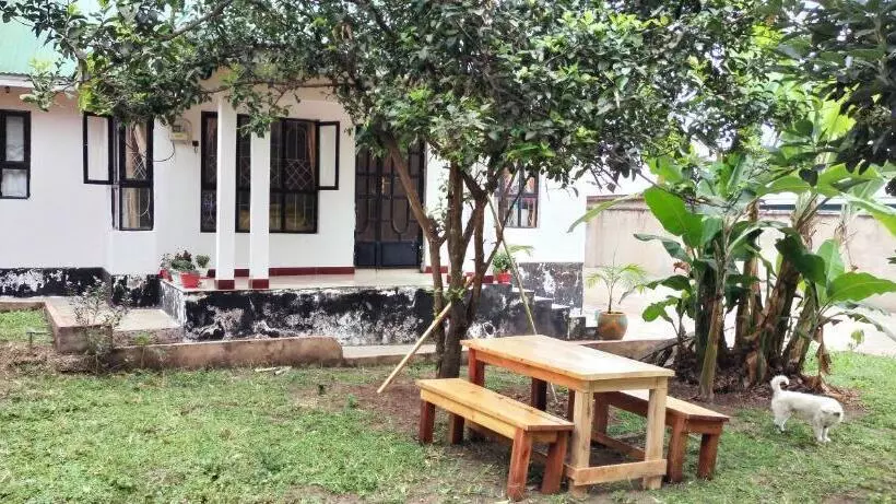Visitor S Hostel