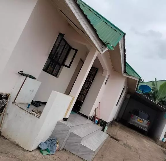 Visitor S Hostel