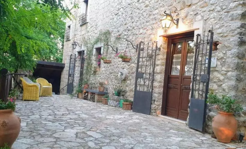 ベッドアンドブレックファースト Il Rifugio Del Duca