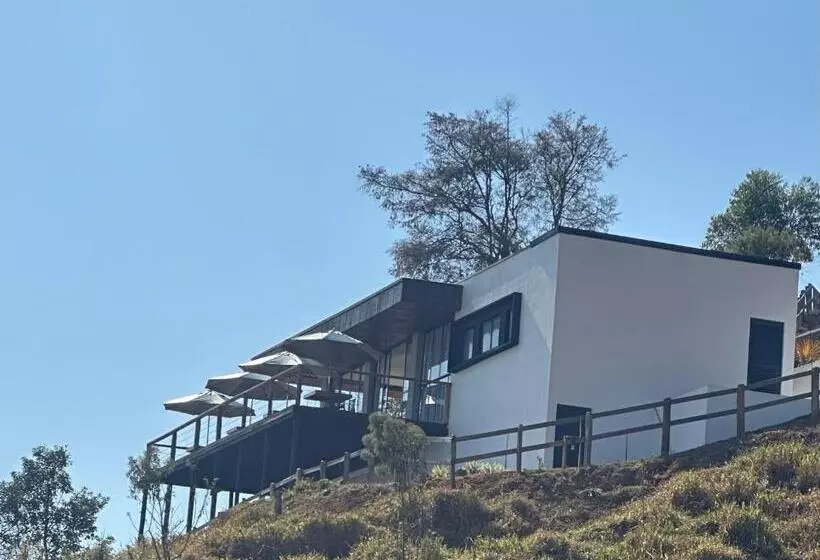 Aamiaismajoitus (B&B) Pousada Dona Pedra   Cabana Opala