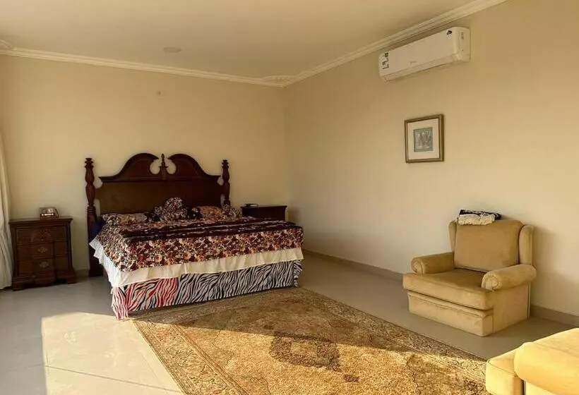 ホテル واحة القدية القسم اليوناني