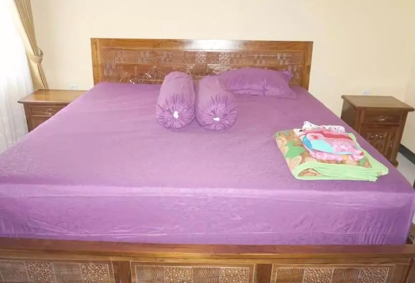 هتل Oyo 94147 Anasya Homestay