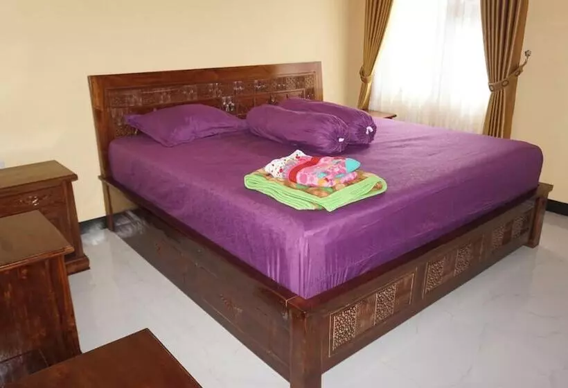 هتل Oyo 94147 Anasya Homestay