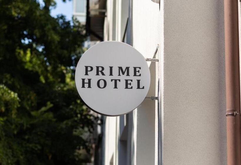 فندق Prime