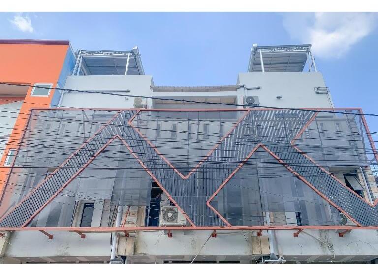 هتل Reddoorz Plus At D San Residence Buah Batu