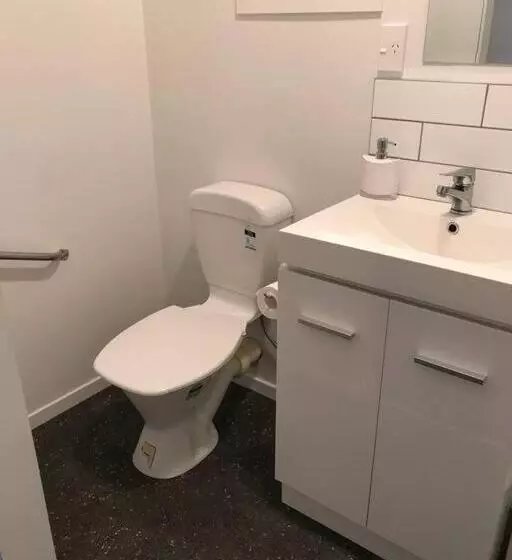 Majatalo Brookside Bnb