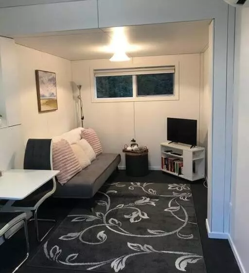 Majatalo Brookside Bnb