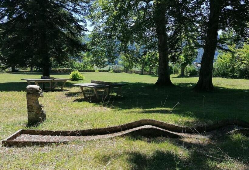 بنسيون Chambres Au Chateau Saint Geoire