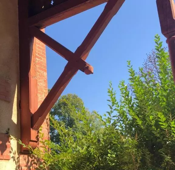 ペンション Chambres Au Chateau Saint Geoire