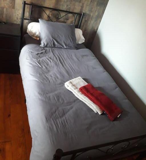 بنسيون Les 3 Notes De Mérotte