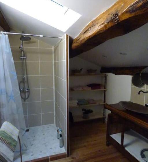 بنسيون Les 3 Notes De Mérotte