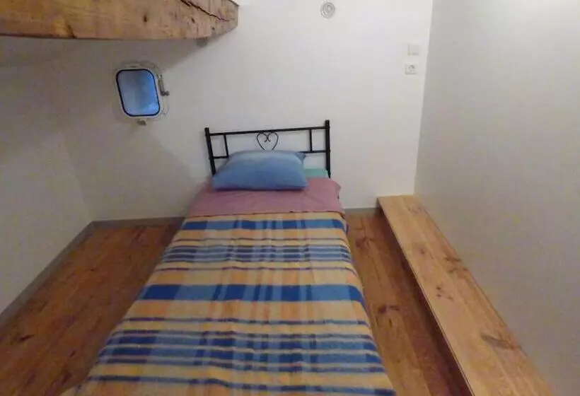 Majatalo Les 3 Notes De Mérotte