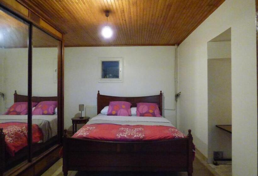 بنسيون Les 3 Notes De Mérotte