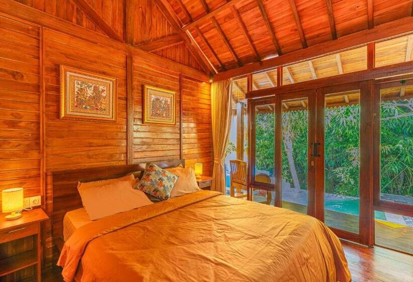 Pensjonat Ngesil Private Joglo & Pool