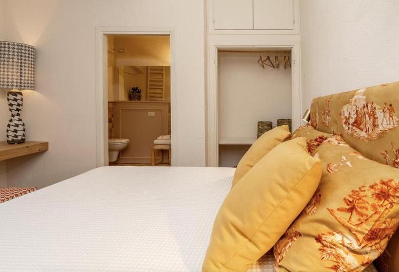 פנסיון Scarlea Rooms