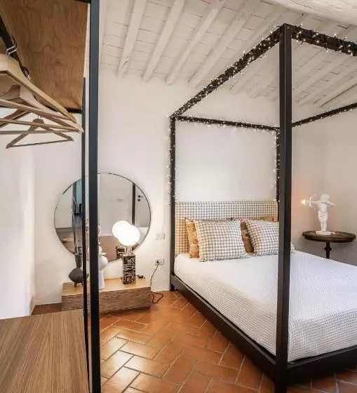 Majatalo Scarlea Rooms