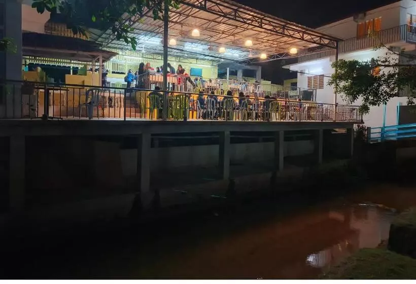 Resort Iman D Semungkis