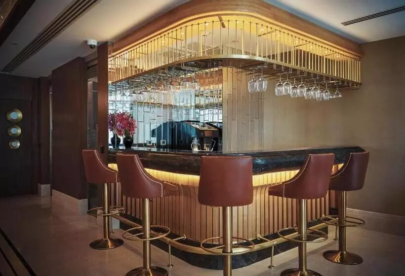 The Hotels, Galata