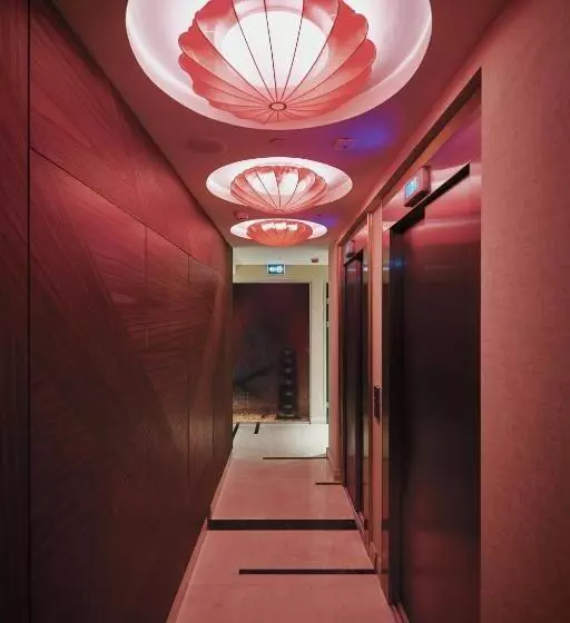 The Hotels, Galata