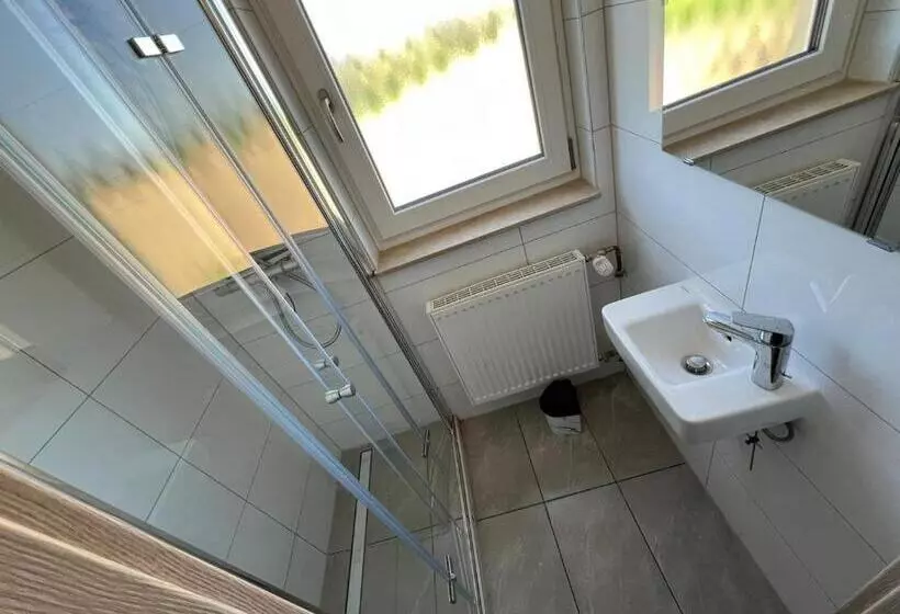 Retkeilymaja Pensionszimmer Mit Gemeinschaftsküche