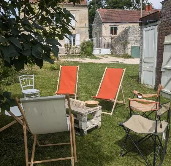 ベッドアンドブレックファースト La Maison Cornon